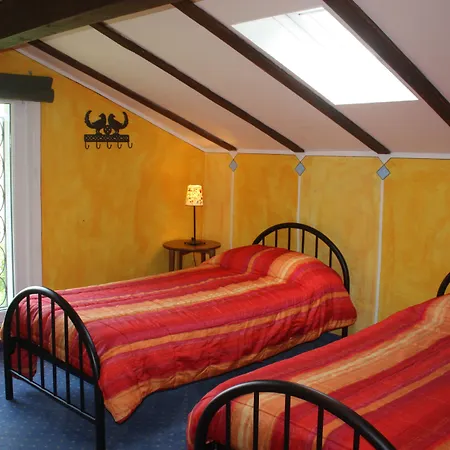 Banana Aparthotel *
