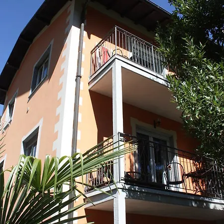Lejlighedshotel Banana Cannobio