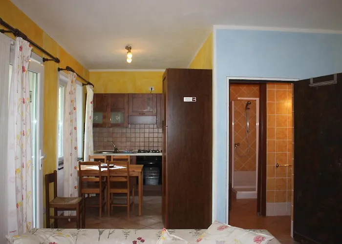 Banana Hotel apartamentowy Cannobio