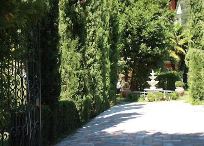 Banana 아파트호텔